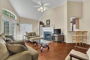 2630 Lakeforest Ct, Dallas, TX 75214 - Photo 4