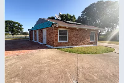 2200 Country Club Road #A, Ennis, TX 75119 - Photo 1
