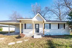 208 N Coleman St, Mabank, TX 75147 - Photo 4