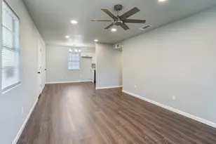 208 N Coleman St, Mabank, TX 75147 - Photo 8