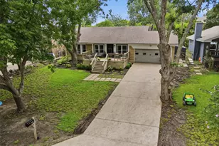 513 Pecan Ln, Rowlett, TX 75089 - Photo 2