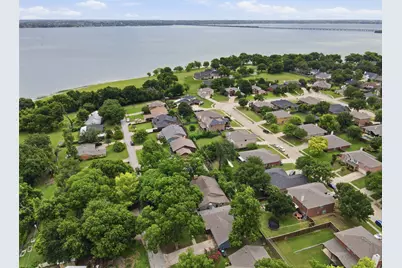513 Pecan Lane, Rowlett, TX 75089 - Photo 4