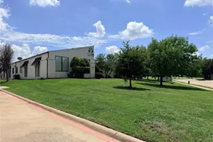 5228 Village Creek Dr, Plano, TX 75093 - Photo 1