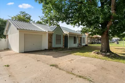 119 McAnally Drive, Mabank, TX 75147 - Photo 2