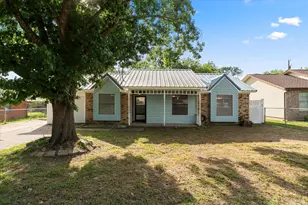 119 McAnally Dr, Mabank, TX 75147 - Photo 1