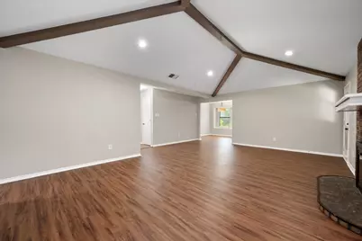 2811 Valparaiso Trail, Arlington, TX 76017 - Photo 8