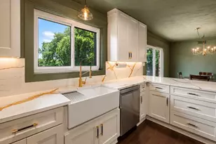 1289 S Waco St, Van Alstyne, TX 75495 - Photo 28