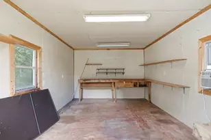 108 Sandra Dr, Azle, TX 76020 - Photo 24