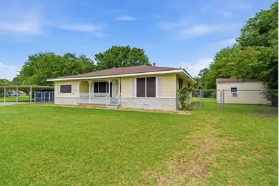 108 Sandra Drive, Azle, TX 76020 - Photo 2