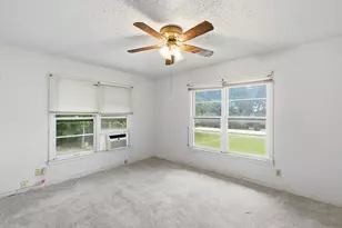 108 Sandra Dr, Azle, TX 76020 - Photo 8
