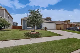 8228 Smokey Creek Pass, Fort Worth, TX 76179 - Photo 4