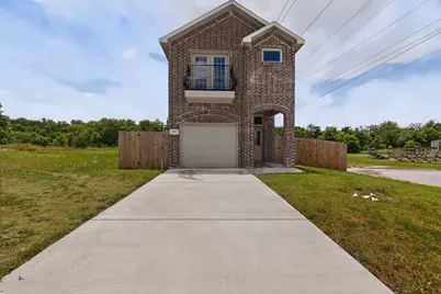 5017 Pickett Street, Greenville, TX 75401 - Photo 2
