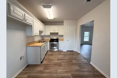 1309 N Clay Street, Ennis, TX 75119 - Photo 8
