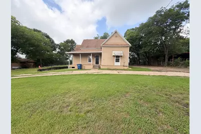 1309 N Clay Street, Ennis, TX 75119 - Photo 2