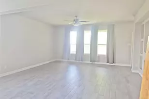 302 Clayton St, Glenn Heights, TX 75154 - Photo 20