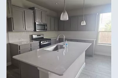 302 Clayton Street, Glenn Heights, TX 75154 - Photo 6