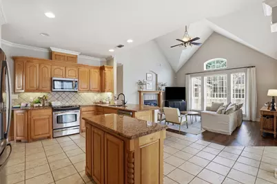 109 Palomino, Shady Shores, TX 76208 - Photo 10