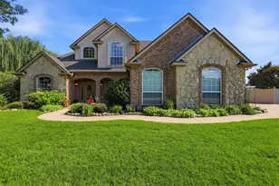109 Palomino, Shady Shores, TX 76208 - Photo 1
