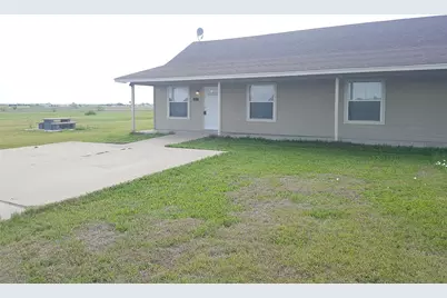 225 Blue Bell Court, Weatherford, TX 76088 - Photo 4