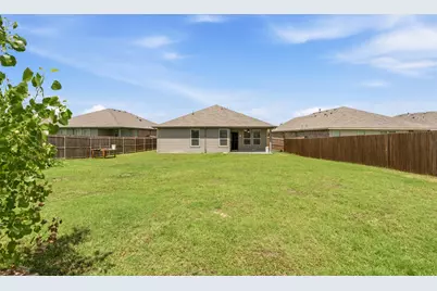 513 Frenchpark Drive, Fort Worth, TX 76052 - Photo 32