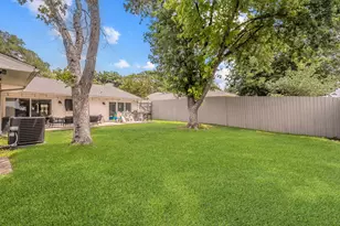 7636 La Risa Dr, Dallas, TX 75248 - Photo 6