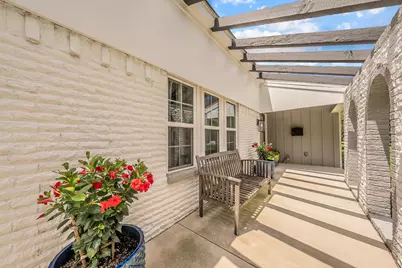 7636 La Risa Drive, Dallas, TX 75248 - Photo 4