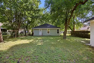 603 N McKinney St, Ennis, TX 75119 - Photo 22