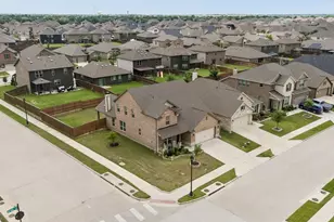 2001 Gill Star Dr, Haslet, TX 76052 - Photo 2