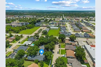 2129 Goerte Drive, Grand Prairie, TX 75051 - Photo 32