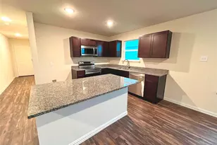 108 Goel St, Greenville, TX 75402 - Photo 6