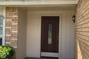 2622 Meadowview Dr, Arlington, TX 76016 - Photo 2