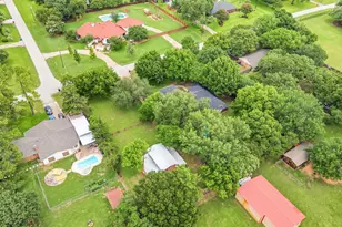 1805 Renfro Rd, Colleyville, TX 76034 - Photo 38