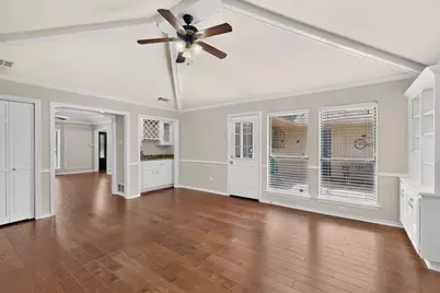 1900 Thames Drive, Arlington, TX 76017 - Photo 14