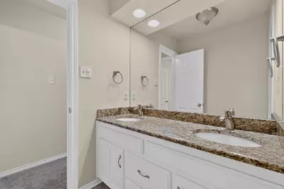 1900 Thames Drive, Arlington, TX 76017 - Photo 20