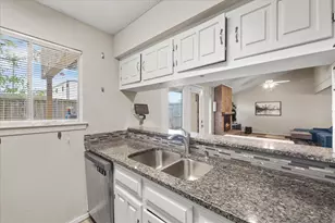 1818 Highbrook Ct, Garland, TX 75044 - Photo 10