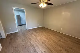 4311 Scottsdale Dr, Mesquite, TX 75150 - Photo 2