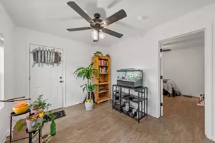 1103 E Leon St, Gatesville, TX 76528 - Photo 4