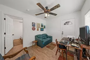 1103 E Leon St, Gatesville, TX 76528 - Photo 6