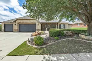 11029 Owl Creek Dr, Fort Worth, TX 76179 - Photo 4