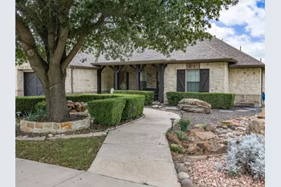 11029 Owl Creek Drive, Fort Worth, TX 76179 - Photo 6