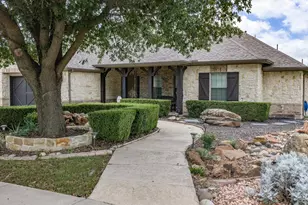 11029 Owl Creek Dr, Fort Worth, TX 76179 - Photo 6
