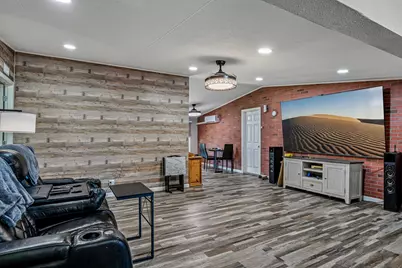 128 Gunnison Court, Azle, TX 76020 - Photo 6