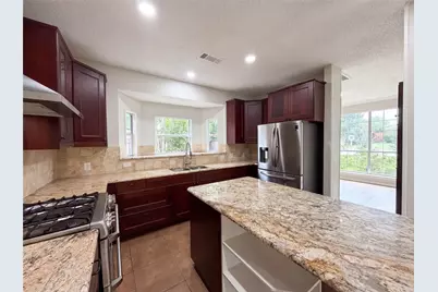 815 Ramblewood Drive, Lewisville, TX 75067 - Photo 12
