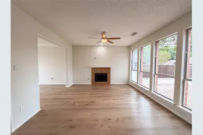 815 Ramblewood Drive, Lewisville, TX 75067 - Photo 6