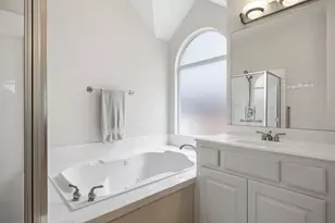 917 Water Oak Dr, Grapevine, TX 76051 - Photo 24