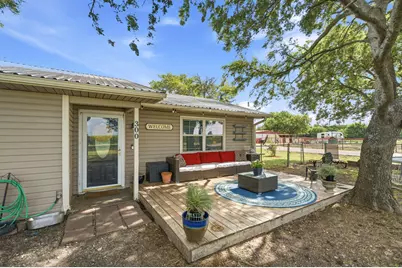 300 W Locust Street, Leonard, TX 75452 - Photo 1