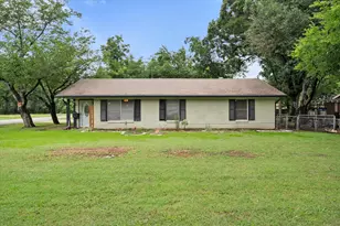 2322 W 1st Ave, Corsicana, TX 75110 - Photo 32