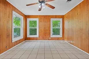1015 Wilshire Blvd, Arlington, TX 76012 - Photo 12