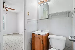 1015 Wilshire Blvd, Arlington, TX 76012 - Photo 16
