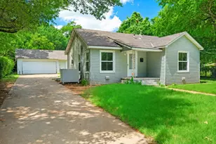1015 Wilshire Blvd, Arlington, TX 76012 - Photo 2